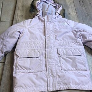 Toddler Girl Winter Coat, The North Face, Size 4T, Light Purple, Faux Fur Hood